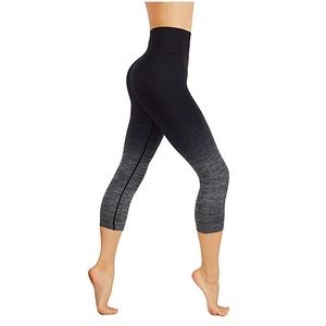 High-Waist Black to Gray Ombre Capri Leggings